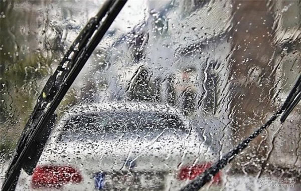 科目二、科目三遇到下雨天應(yīng)該怎樣做？考試順利會(huì)通過(guò)