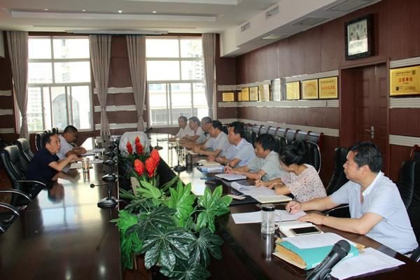 隴運集團公司黨委召開加強黨風(fēng)廉政建設(shè)，全面從嚴治黨落實主體責(zé)任專題會議